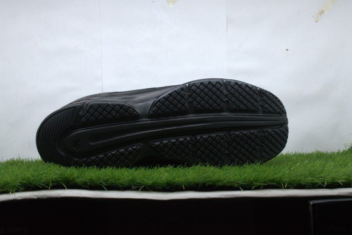 New Balance MX608v5 Slip Resistant - Image 3