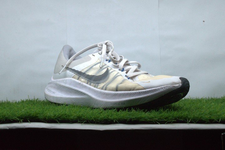 Nike ZOOM WINFLOW 8 - Image 4