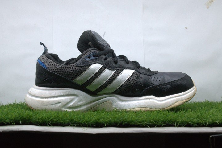 Adidas neo Strutter Shoes - Image 2