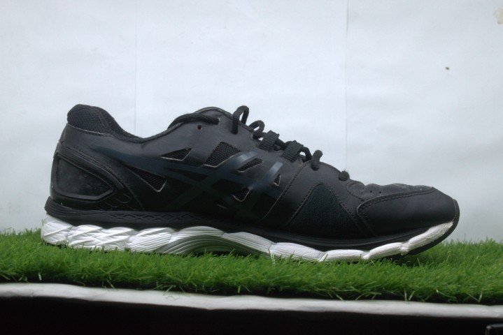 ASICS Men's GEL-NET-BURNER Ballistic MT Volleyball - Image 2