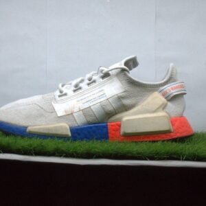 Adidas NMD--R1 V2