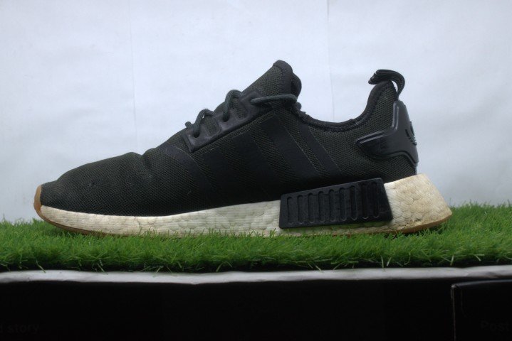 Adidas NMD-R1